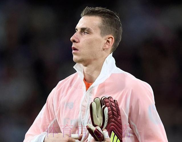 阿斯:皇马与卢宁续约 消除他明夏自由身离队隐患 阿斯:皇马与卢宁续约 消除他明夏自由身离队隐患